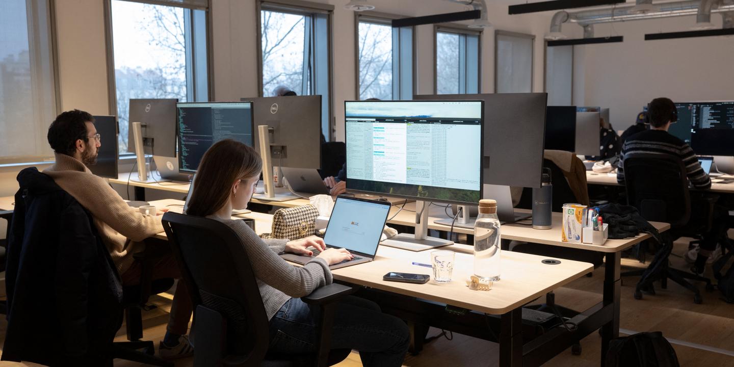 IA dans les entreprises françaises : une intelligence artificielle de l'ombre domine les usages