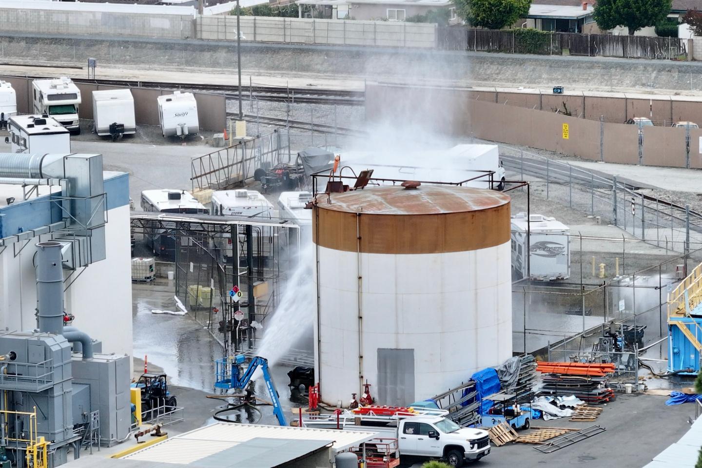 40,000 people under evacuation orders after a chemical tank leak in ...