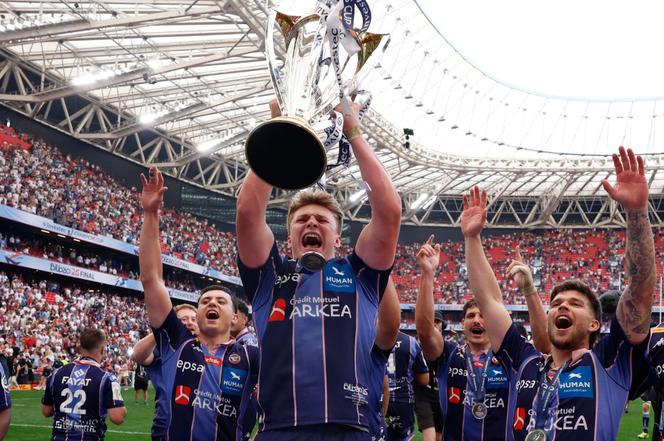 La joie des joueurs de l’Union Bordeaux-Bègles après leur victoire en finale de Champions Cup de rugby face à Leinster, à Bilbao (Espagne), le 23 mai 2026.