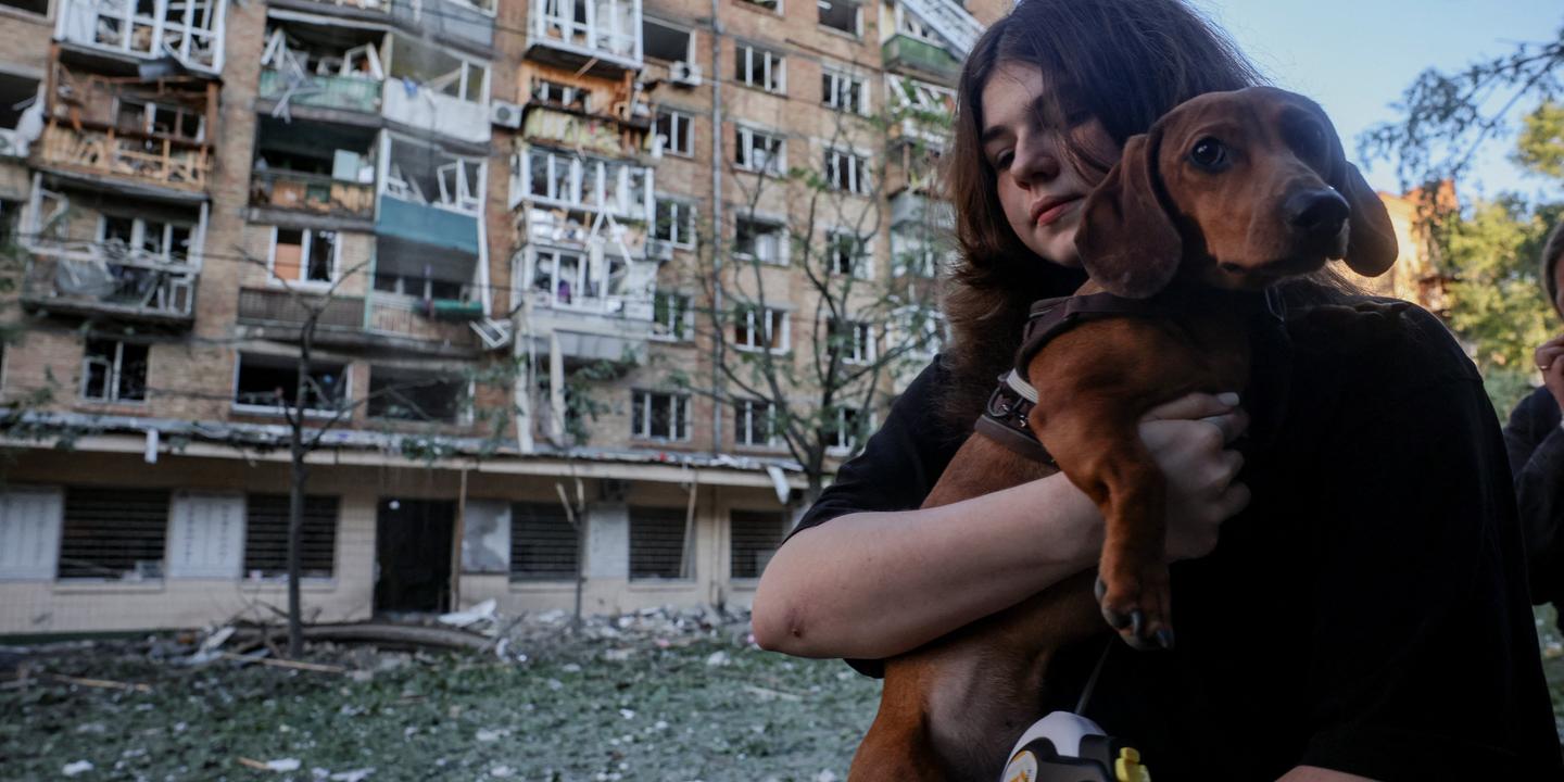 Deadly Russian Strike Hits Kyiv School and Shelter
