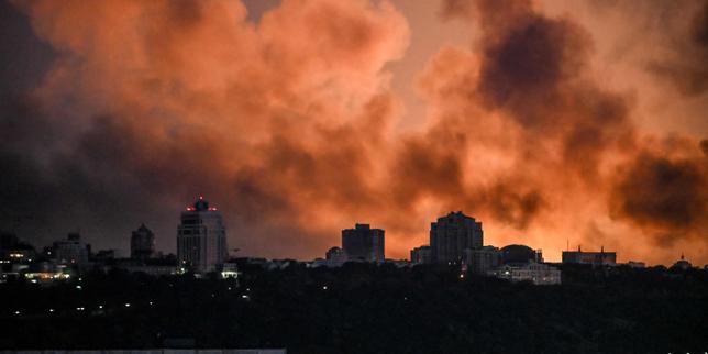 Missile strikes pound Kyiv after Russia vows retaliation