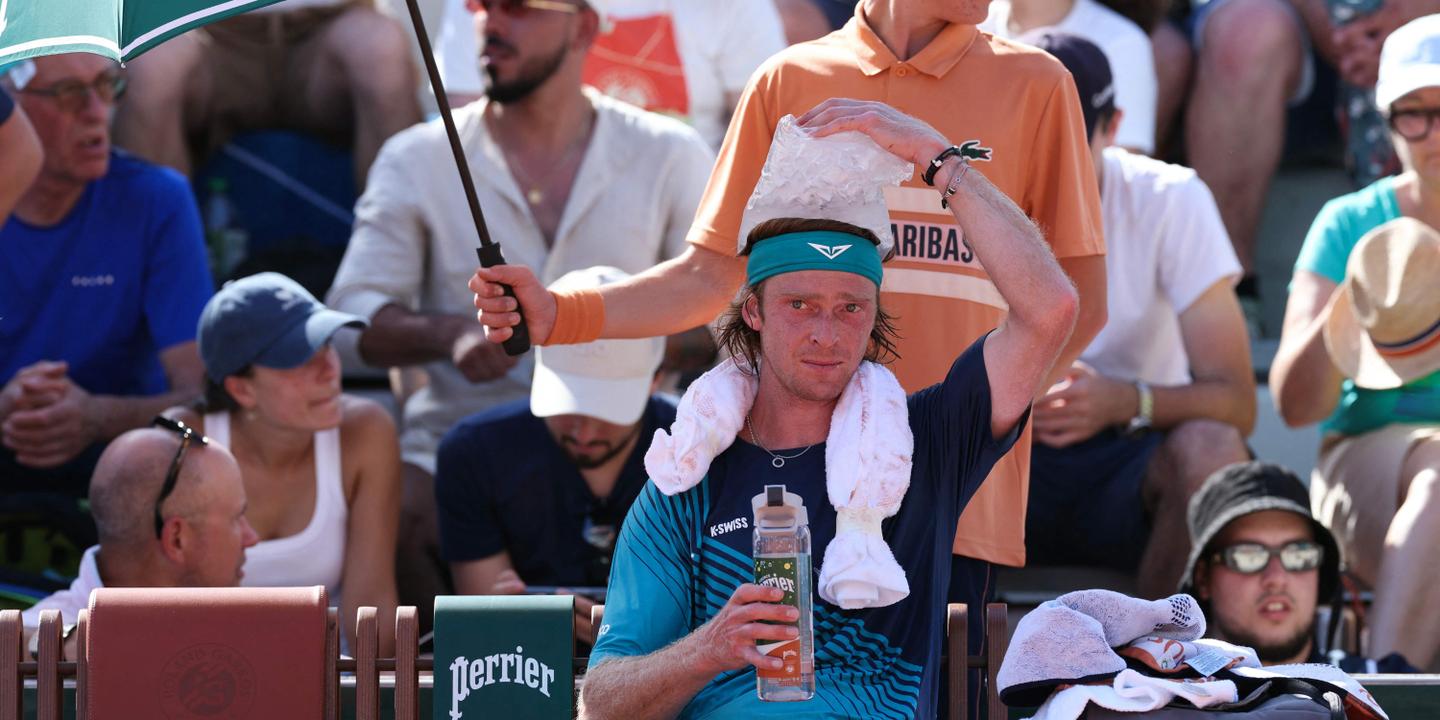 Roland-Garros : les joueurs face à la fournaise sur les courts