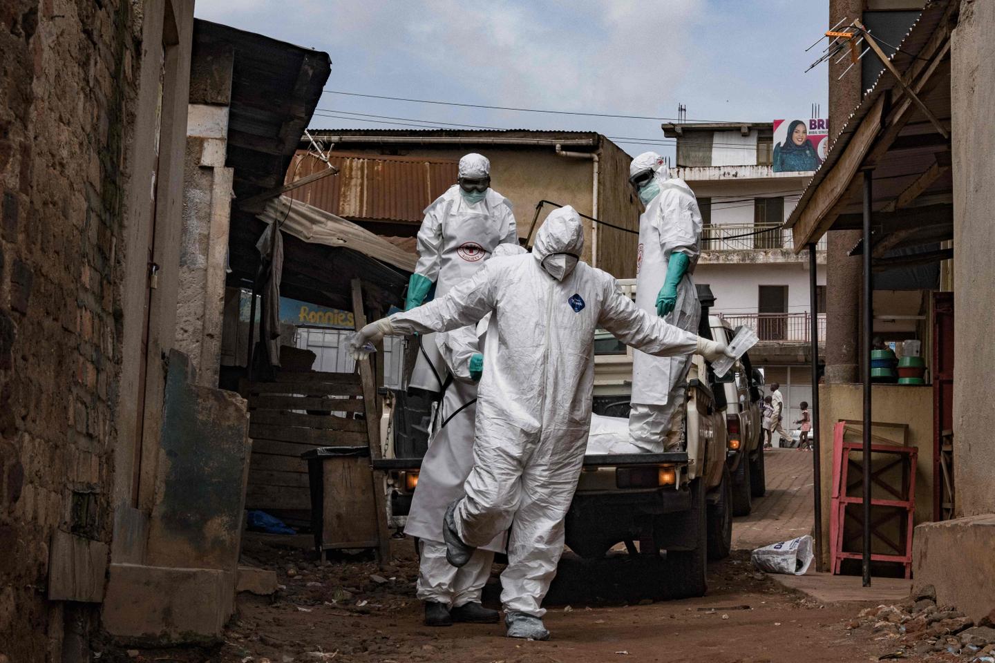Ébola: Uganda cierra temporalmente sus fronteras con la República Democrática del Congo