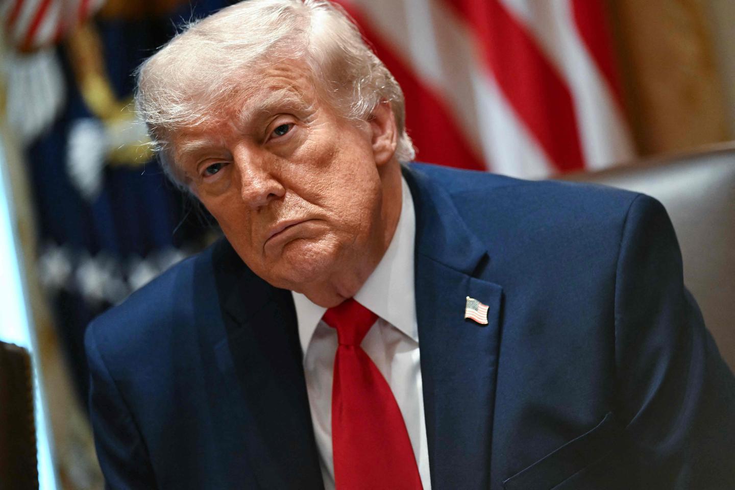 Nuevo revés judicial para Donald Trump: un juez federal congela el fondo creado para indemnizar a sus partidarios procesados bajo Joe Biden