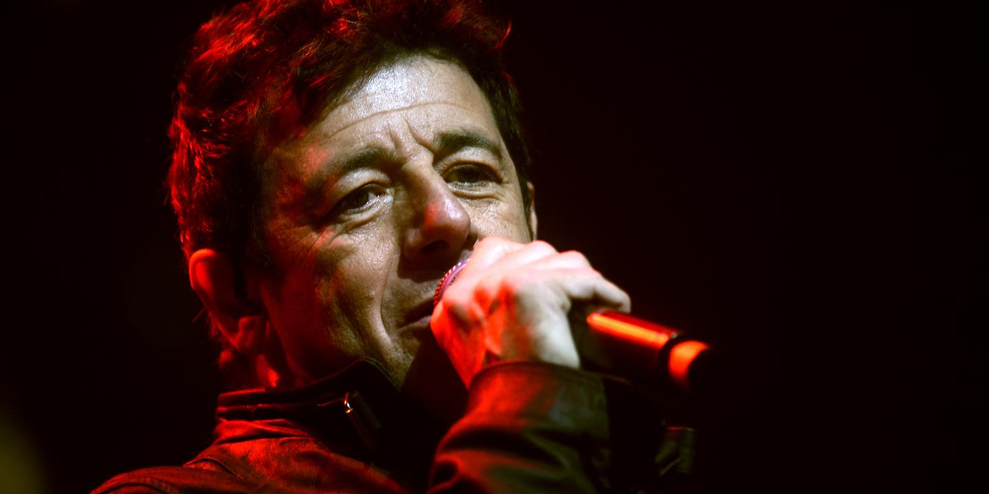 Patrick Bruel : le soutien des fans, mais l'opposition inédite des élus