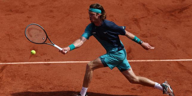 EN DIRECT, Roland-Garros 2026 : Andrey Rublev prend les devants face à Nuno Borges, Iga Swiatek face à sa compatriote Magda Linette