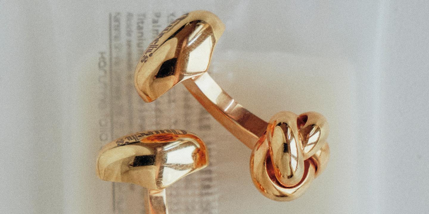 Boutons de manchette : l'accessoire des dandys modernes
