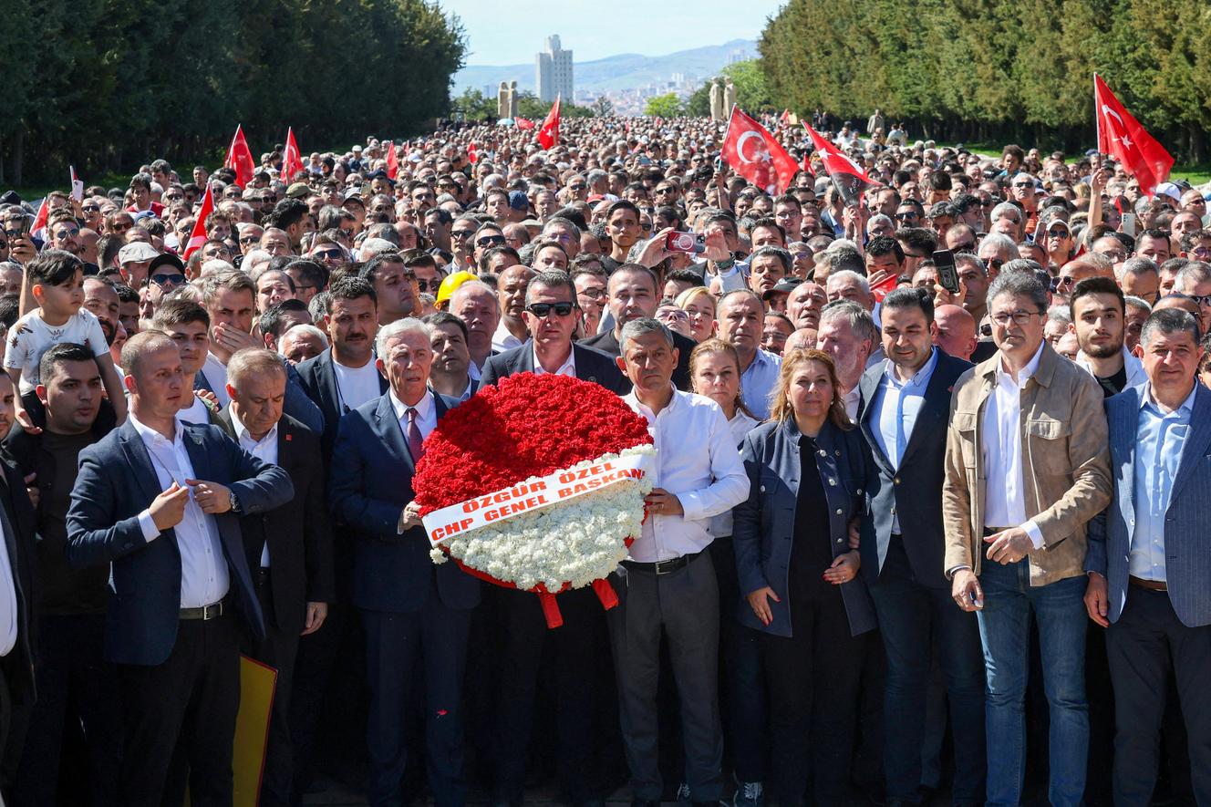 En Turquie, plus de 250 écrivains dénoncent un système judiciaire aux ordres du pouvoir