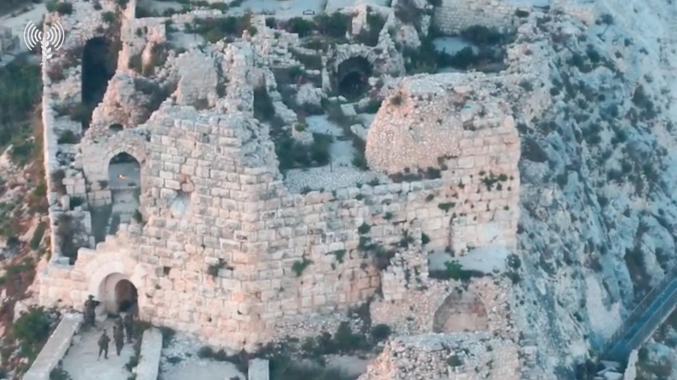 La prise du château de Beaufort, au sud du Liban, un atout stratégique mais un fardeau historique pour l’armée israélienne