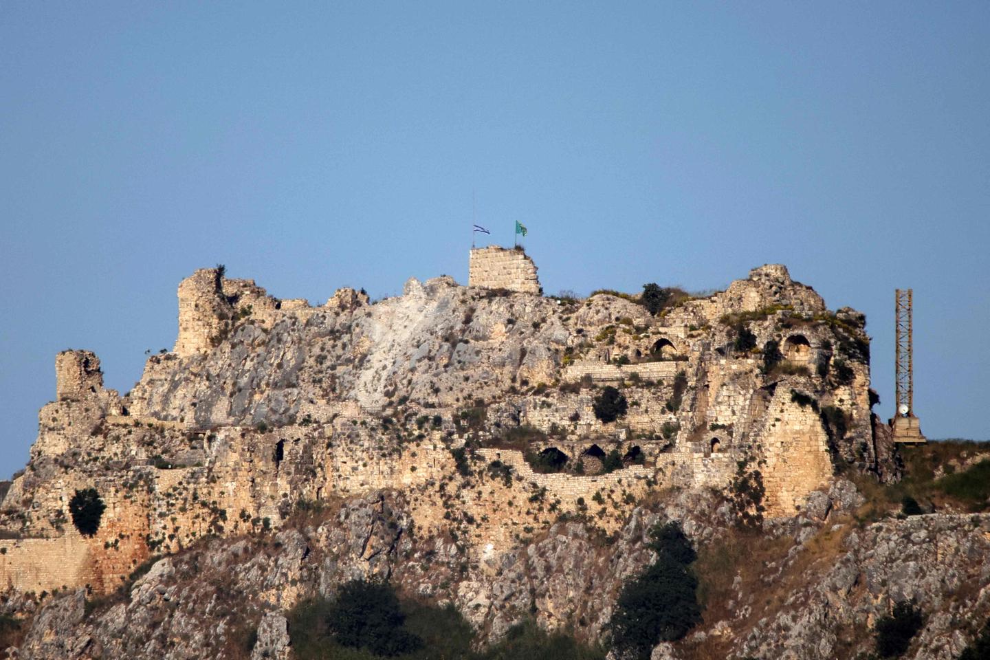 Israel plants flag on medieval castle, escalates Lebanon ground operation