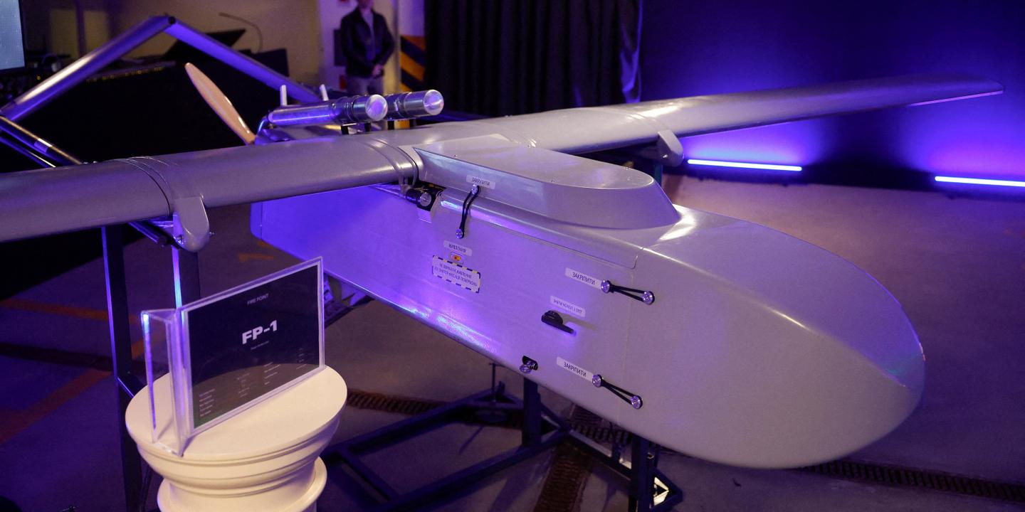 Drones ukrainiens bombardent des cibles énergétiques et industrielles en Russie