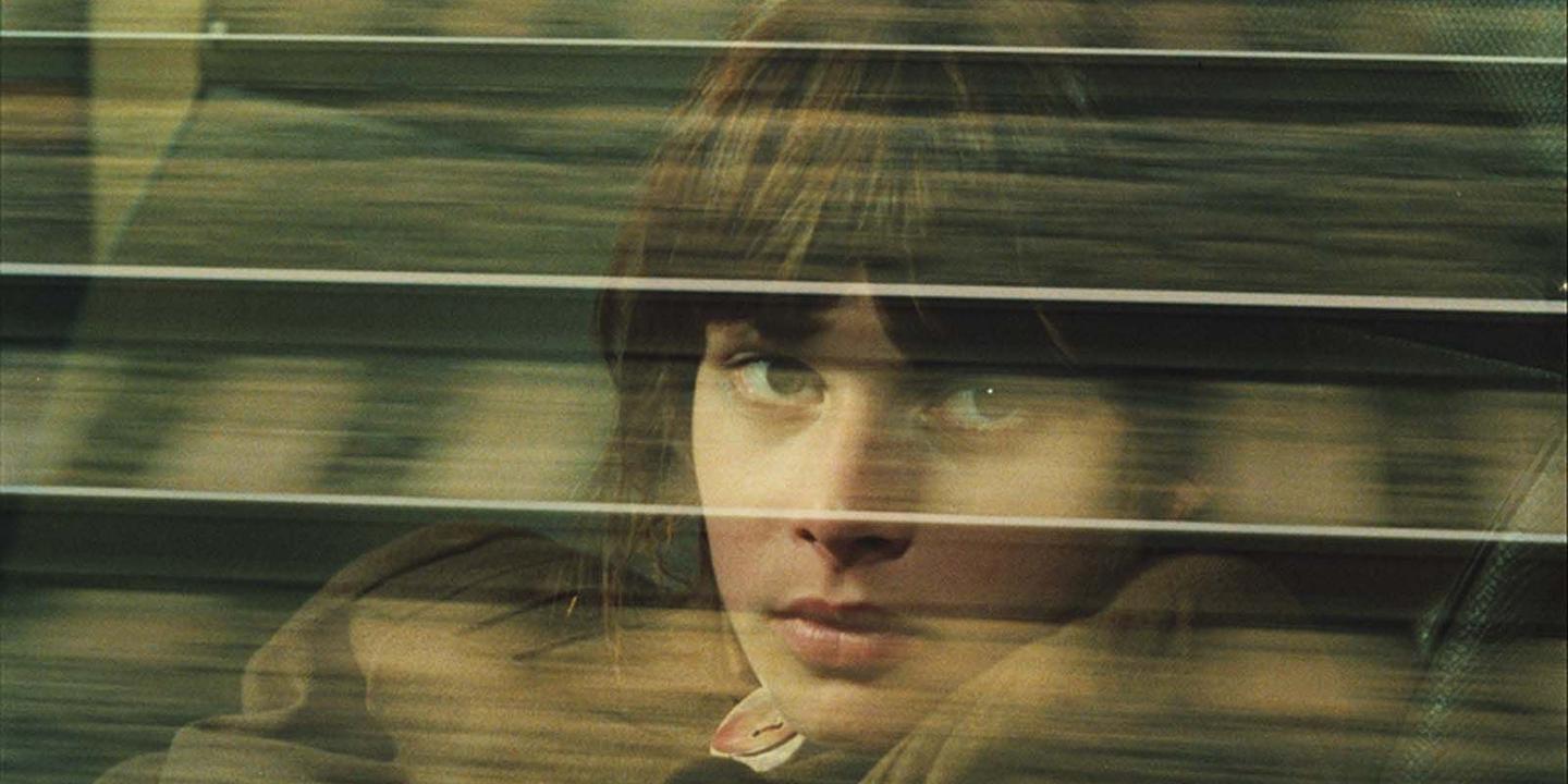 Nastassja Kinski lutte pour retirer les images de sa nudité adolescente d'un film de Wim Wenders