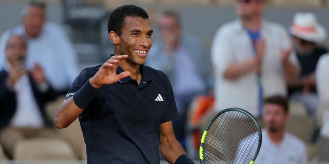 EN DIRECT, Roland-Garros 2026 : Auger-Aliassime et Berrettini qualifiés pour les quarts, Naomi Osaka et Aryna Sabalenka attendues en night session