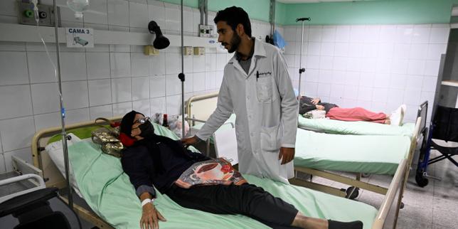 A Cuba, le sauve-qui-peut des jeunes médecins devant des salaires et des conditions de travail jugées indignes