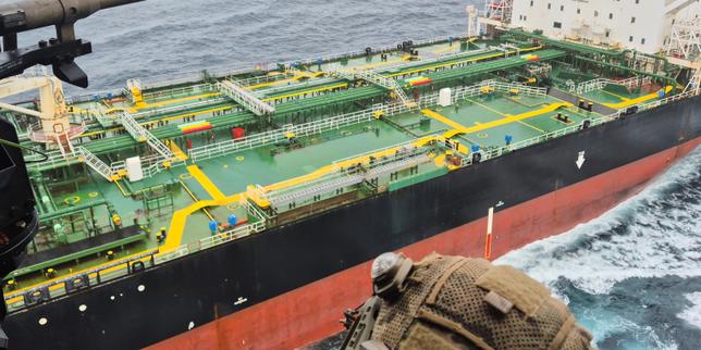 La France a arraisonné un cinquième pétrolier soupçonné d’appartenir à la flotte fantôme russe