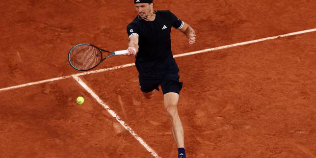 EN DIRECT, Roland-Garros 2026 : Alexander Zverev s’offre, au tie-break, un 1ᵉʳ set accroché face au jeune Rafael Jodar