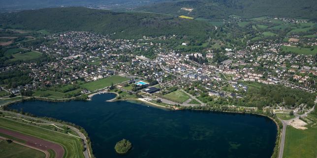 The 20 French cities where the country's wealthiest live