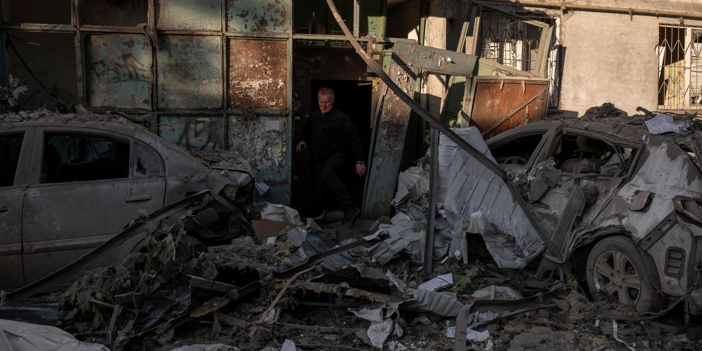 Guerre en Ukraine : attaque massive russe fait au moins 13 morts et 100 blessés