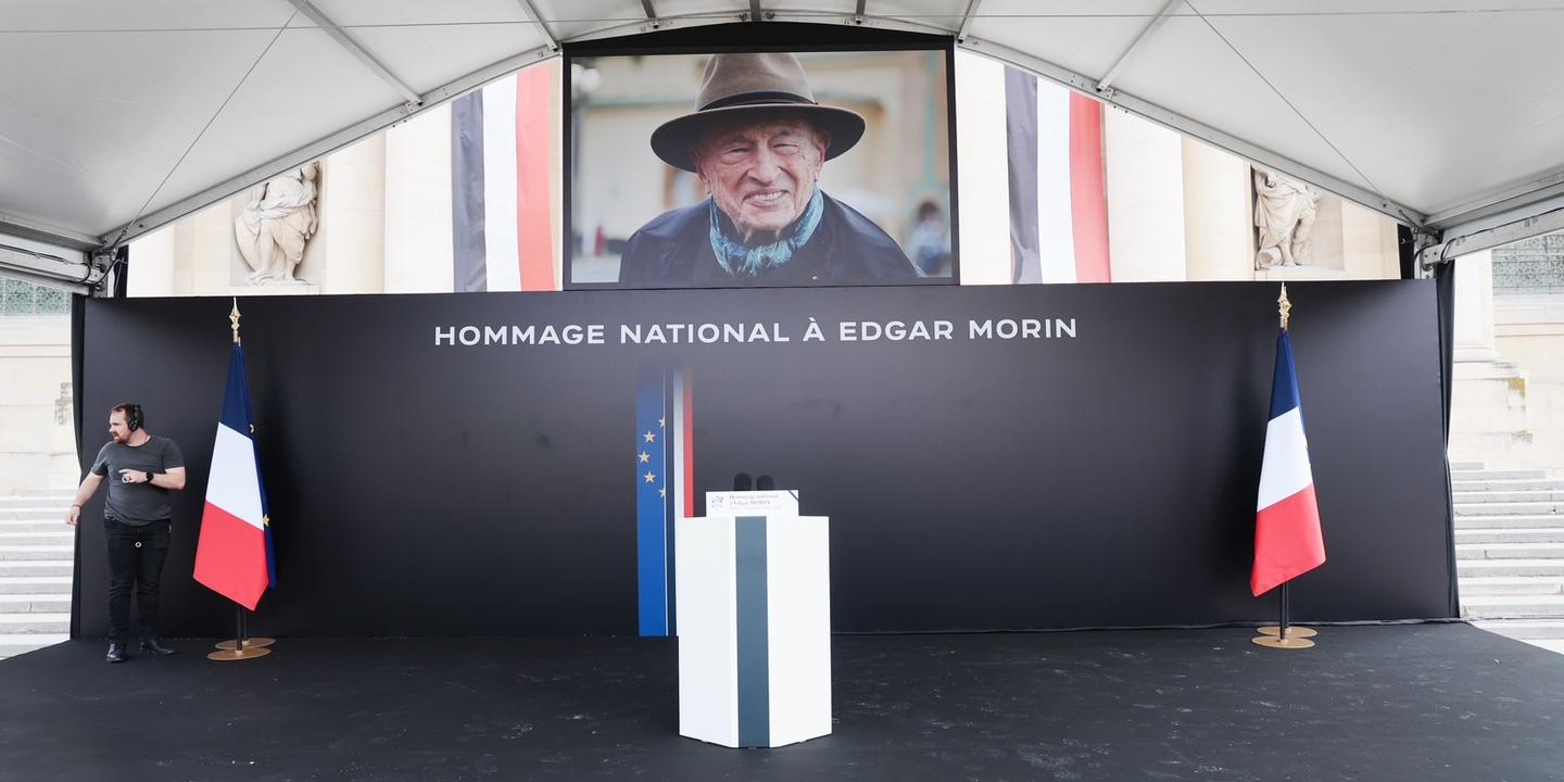 Hommage national à Edgard Morin aux Invalides : revivez la cérémonie