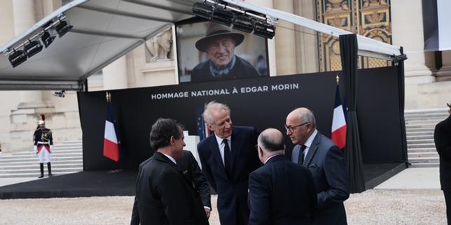 EN DIRECT, hommage à Edgar Morin : Emmanuel Macron salue un « esprit de la Renaissance, mû par une ambition intellectuelle digne des siècles de l’humanisme »