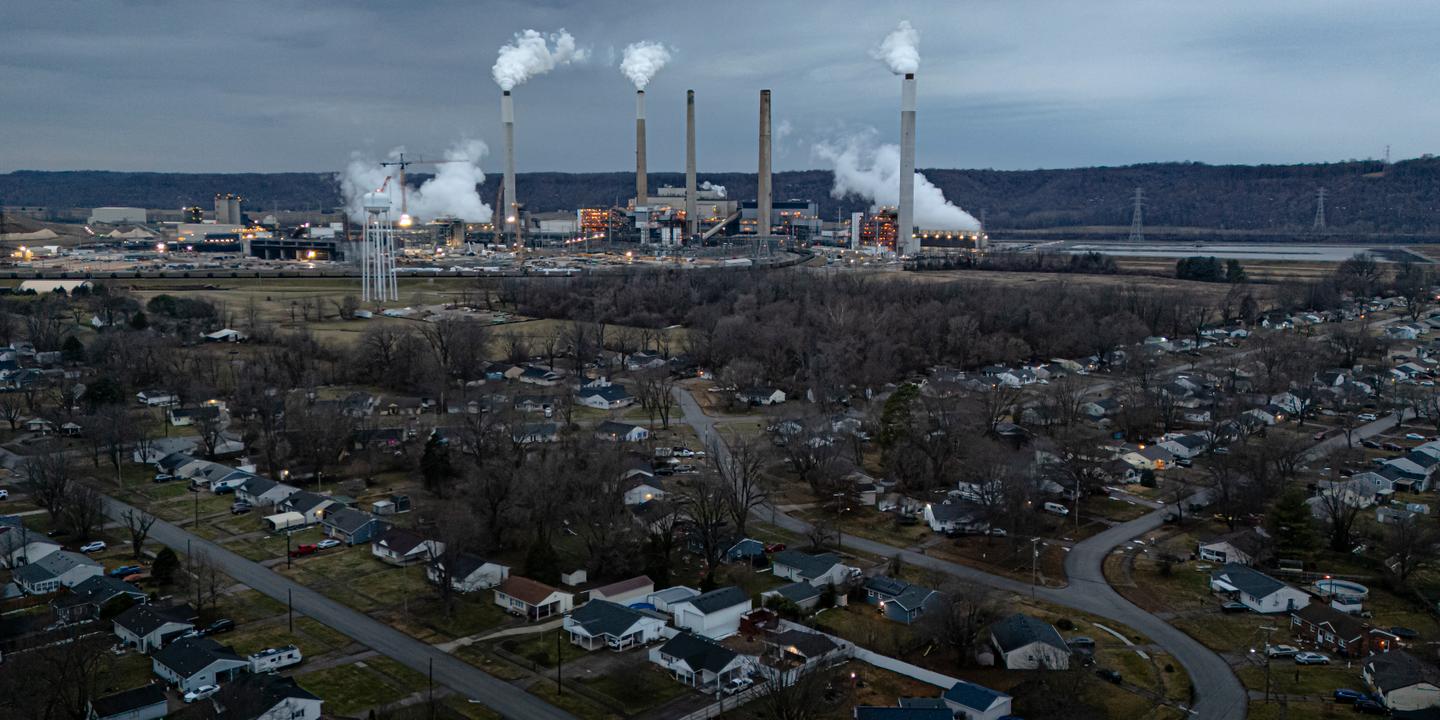 Donald Trump relance l'industrie du charbon aux États-Unis