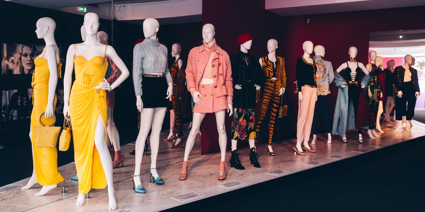 Exposition Gianni Versace à Paris : un parcours singulier