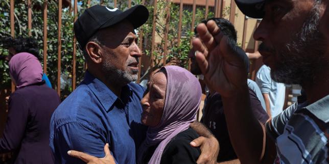 Dans la bande de Gaza, une frappe israélienne sur un poste d