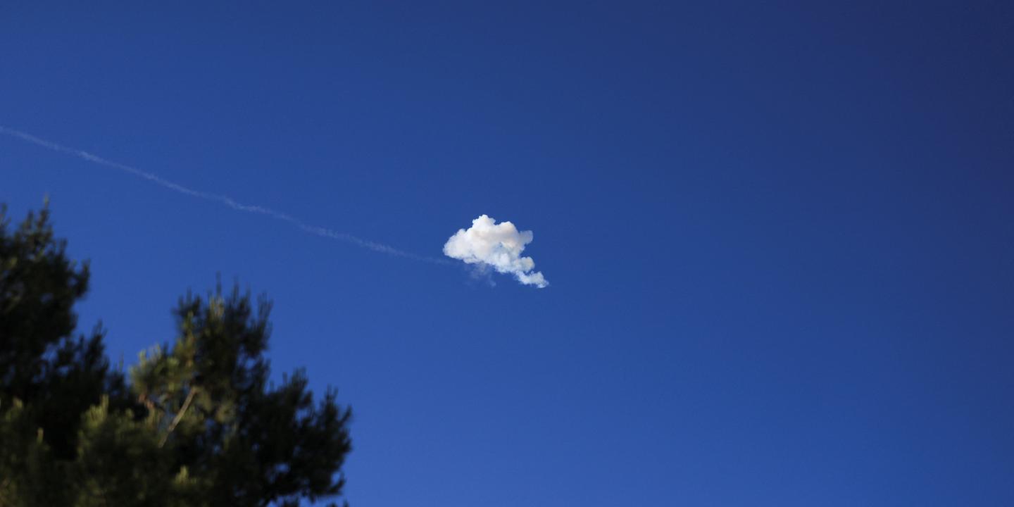 Israël visé par des missiles iraniens après des frappes israéliennes en Iran