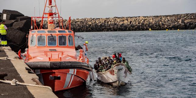 Au large de la Mauritanie, plus de 1 000 migrants 