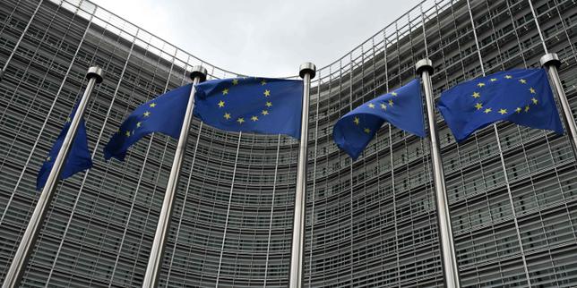 ChatGPT va être la première IA soumise à des règles renforcées au sein de l’Union européenne, Roblox et Reddit également concernés