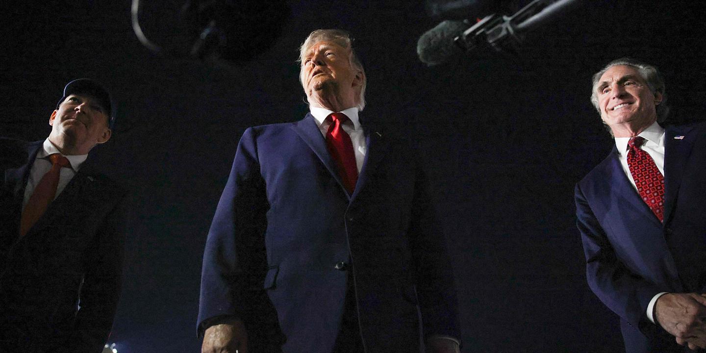Trump se contredit sur l'Iran : 100 jours de discours analysés