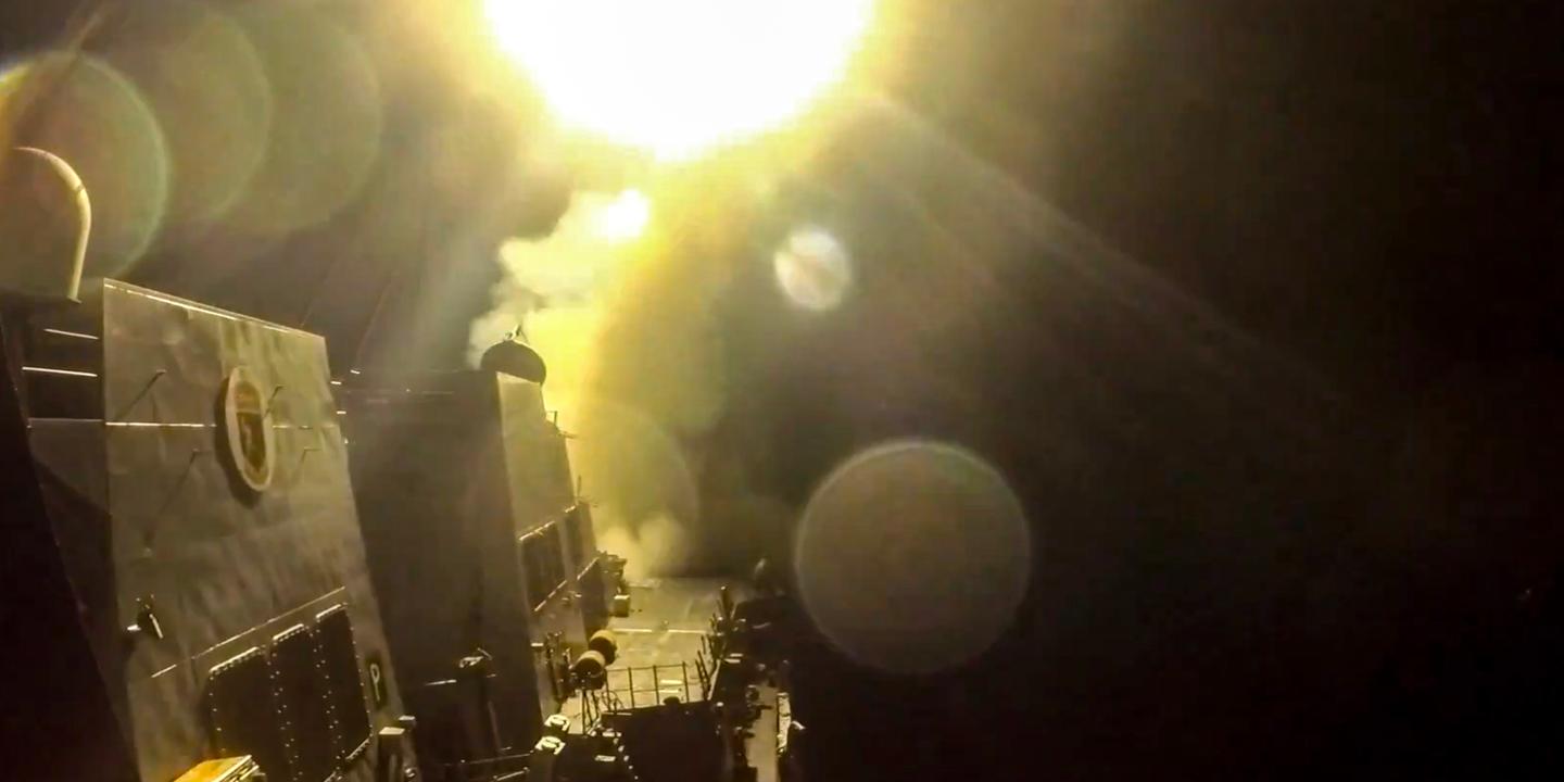 Frappes US sur l'Iran : les Gardiens de la Révolution ripostent