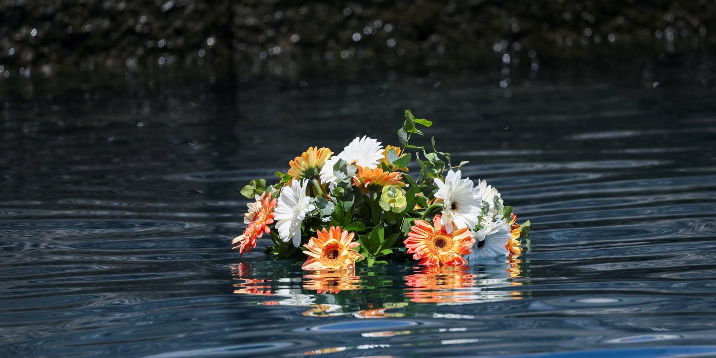 Naufrage en Grèce : un mort, 35 survivants secourus