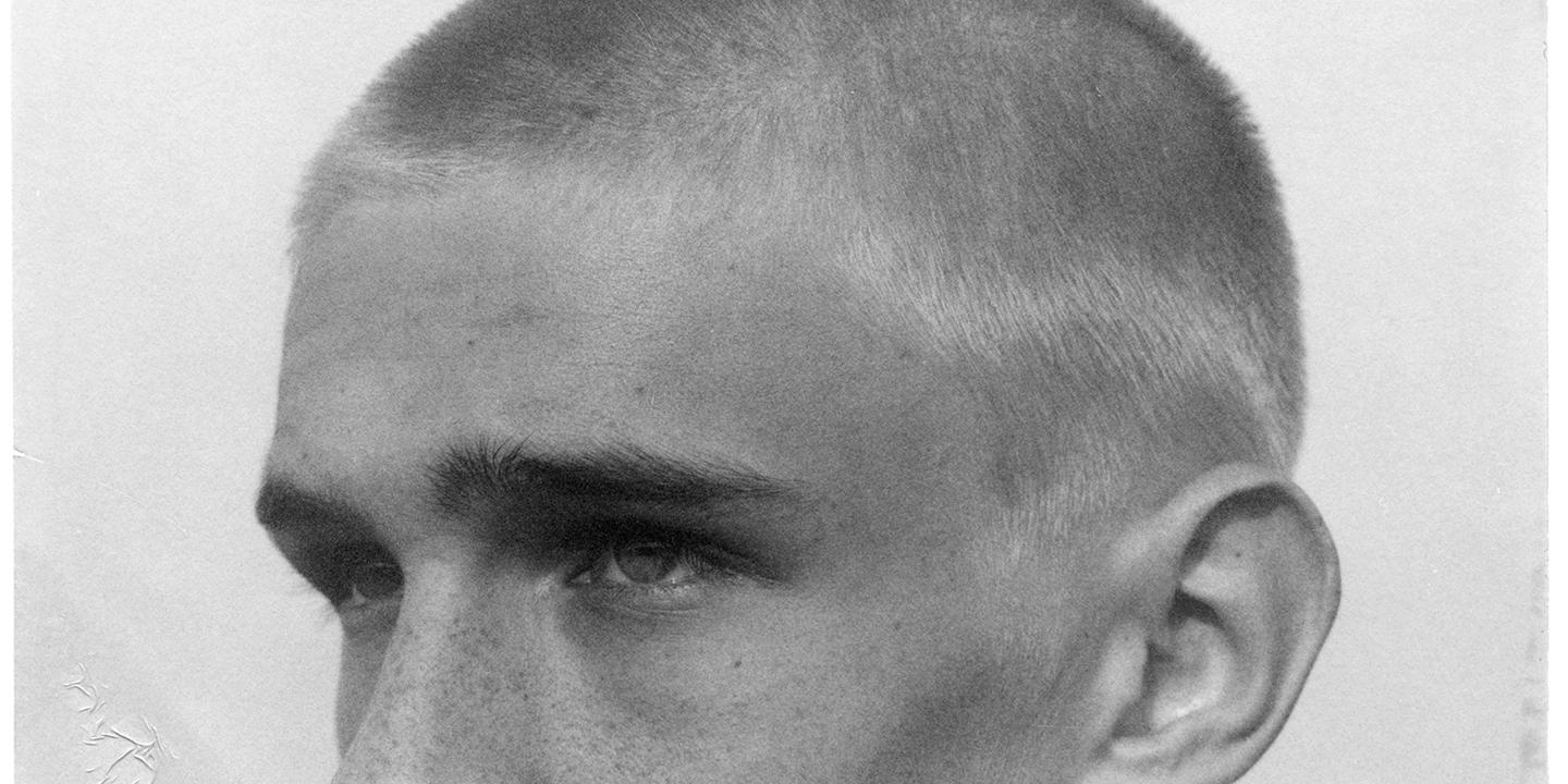 Guerre en Ukraine : les photos poignantes de Vic Bakin sur les cicatrices du conflit