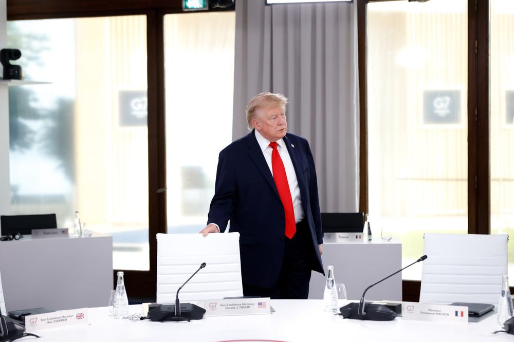 Le président américain, Donald Trump, lors du sommet du G7, à Evian-les-Bains (Haute-Savoie), le 16 juin 2026. - KAMIL ZIHNIOGLU POUR « LE MONDE »