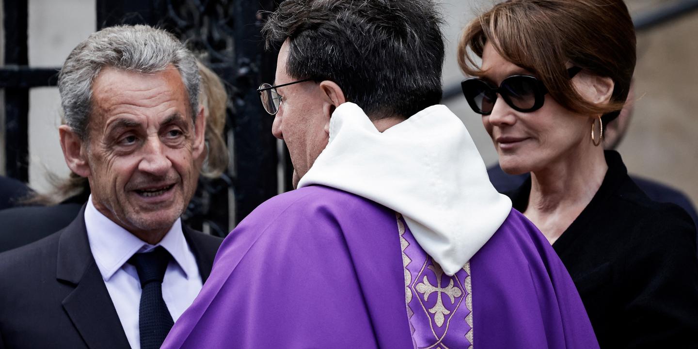 Vidéos d'obsèques : le bracelet électronique de Sarkozy sous la loupe