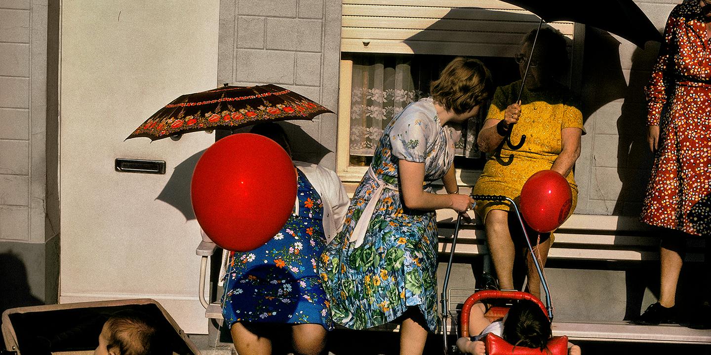 Harry Gruyaert : l'œil absolu sur les scènes urbaines