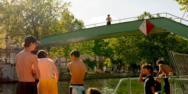 Earlier and more intense heatwaves drive expansion of swimming in Paris