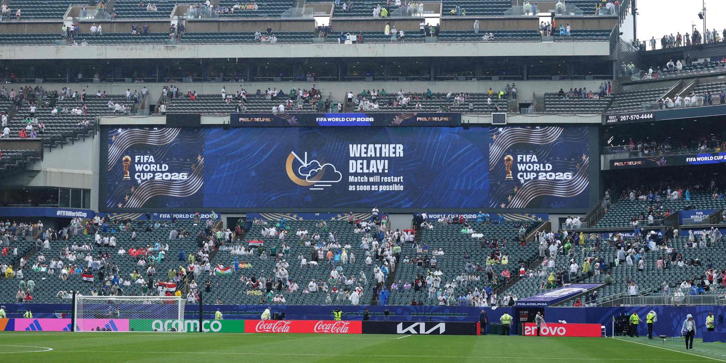 Match France-Irak interrompu à la mi-temps pour alerte orage