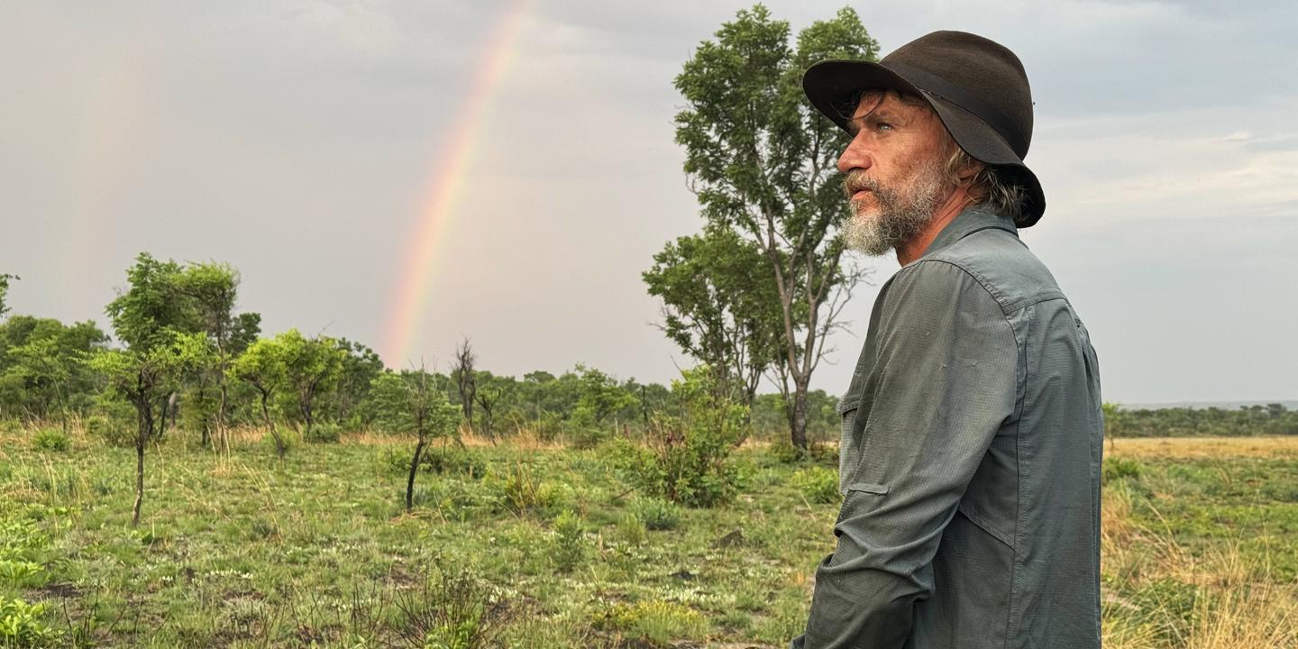 Werner Herzog traque les éléphants fantômes dans un documentaire