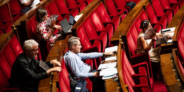 Pour 2027, un calendrier parlementaire serré où se bousculent les dernières priorités d’Emmanuel Macron