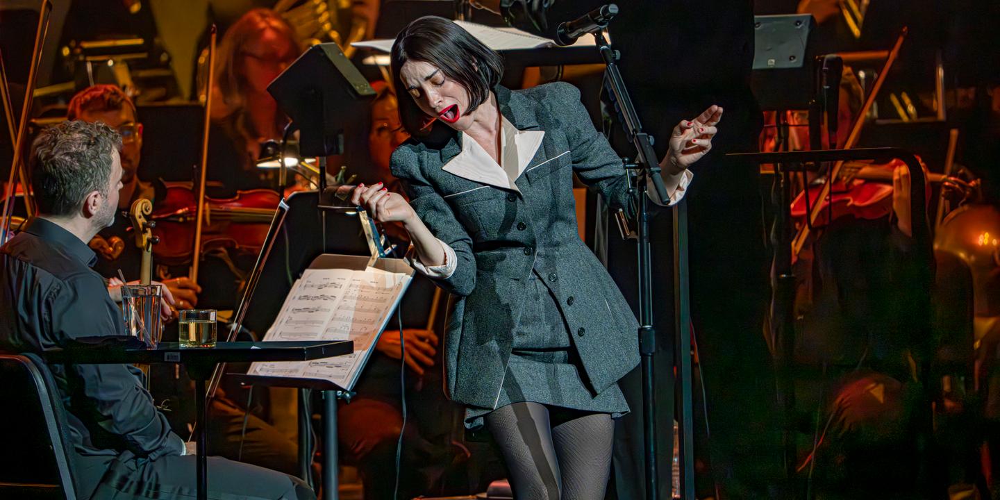 St. Vincent réussit son examen symphonique au Festival de jazz de Montréal