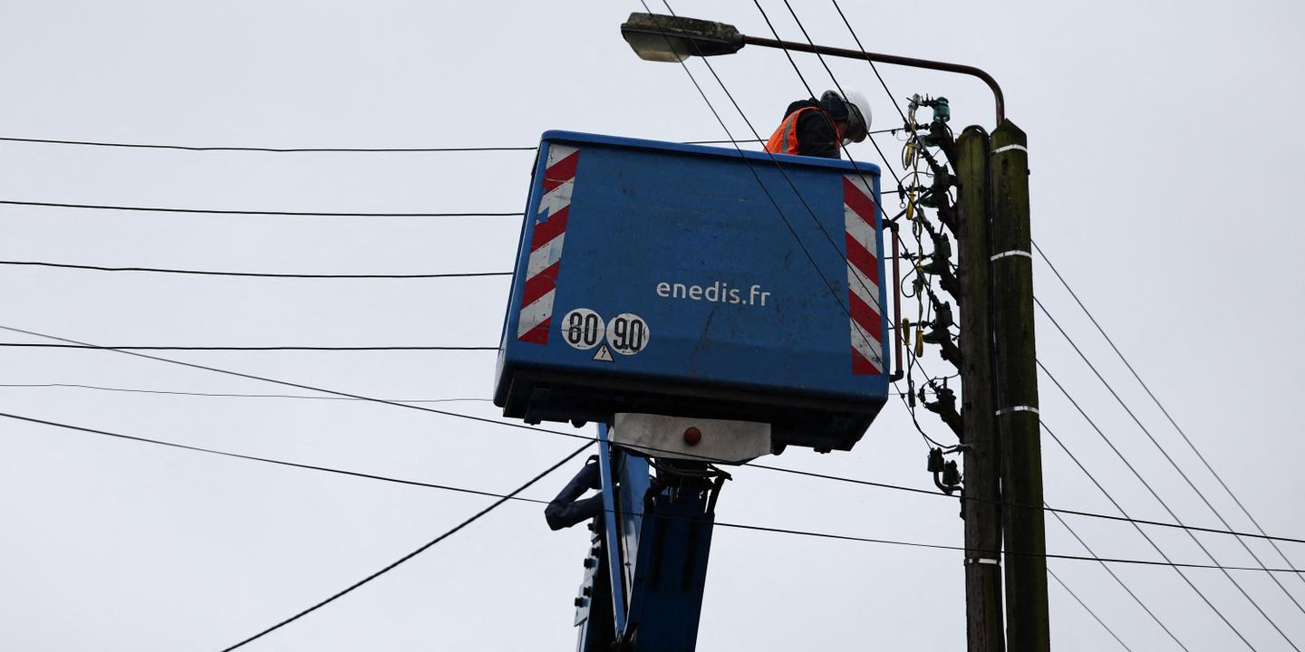 Canicule : 16 000 foyers privés d'électricité à Paris, dans le Nord et l'Aisne