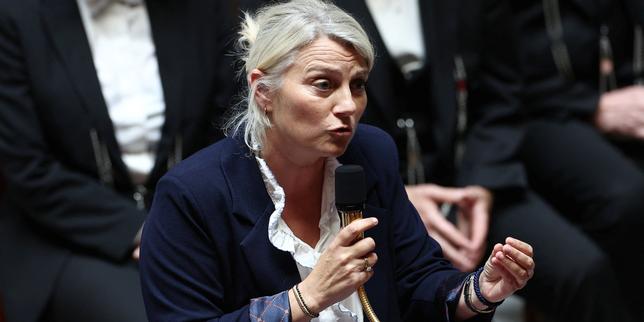 Stéphanie Rist, ministre de la santé, tại Quốc hội, Paris, ngày 30 tháng 6 năm 2026. (Ảnh: Alice Sacco/REUTERS)
