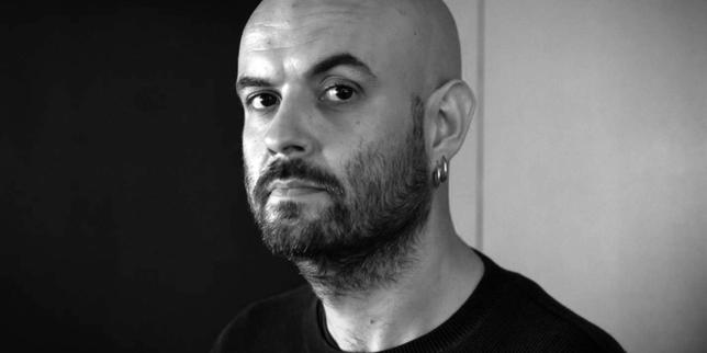 REDIFF Julien Gosselin, metteur en scène : « C’est ma mission de faire un art qui échappe aux demandes du public telles qu’elles sont formulées par HBO ou Netflix »