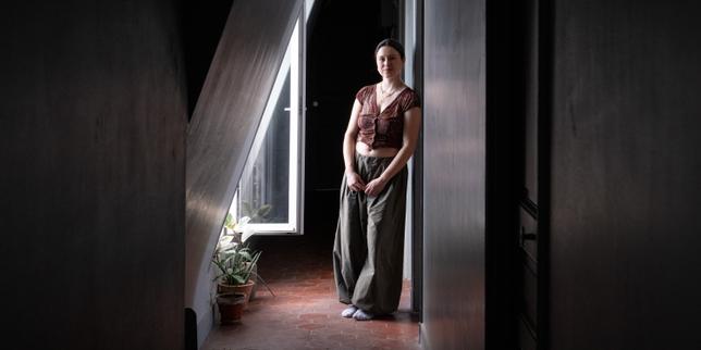 La réalité du logement étudiant : ce que cachent les chambres de bonne sous les toits de Paris