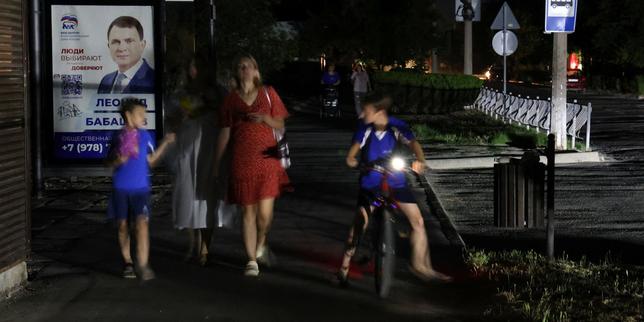 EN DIRECT, guerre en Ukraine : Kiev annonce avoir frappé plusieurs sous-stations électriques en Crimée annexée, dans la nuit de samedi à dimanche