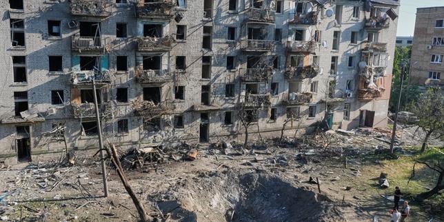 Guerre en Ukraine : les images des dégâts après l’attaque sur Kiev « la plus massive » depuis le début de la guerre