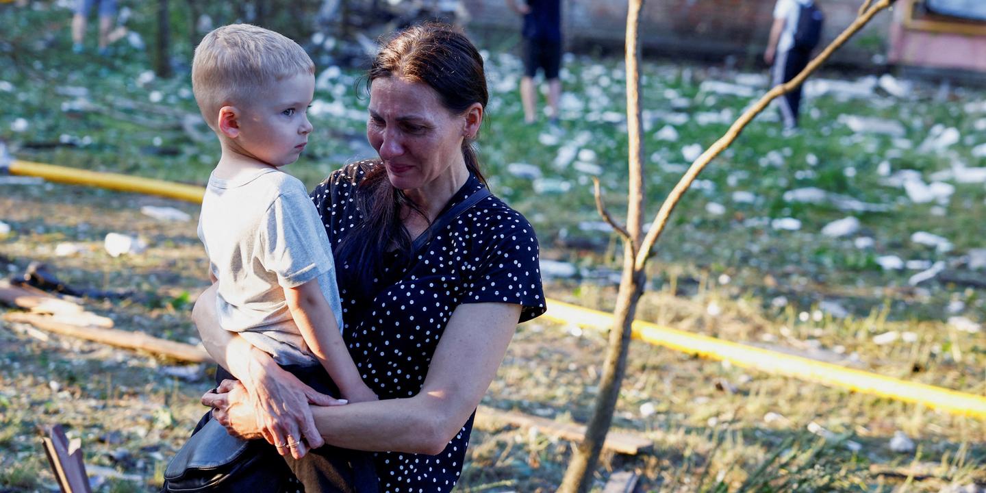 Frappes russes sur Kiev : au moins huit morts et des dizaines de blessés