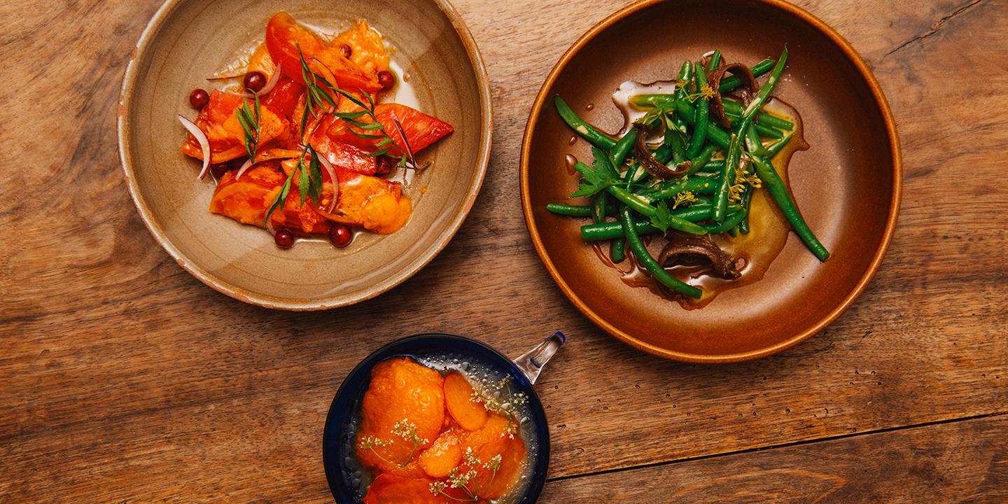 Trois recettes estivales au miel : vinaigrette, abricots confits, mayonnaise